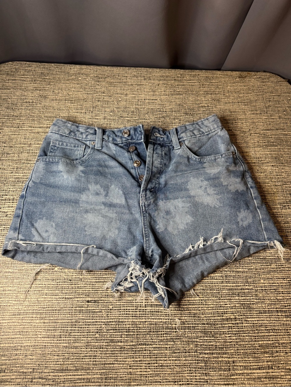 High-Rise Distressed Denim Shorts - Blue